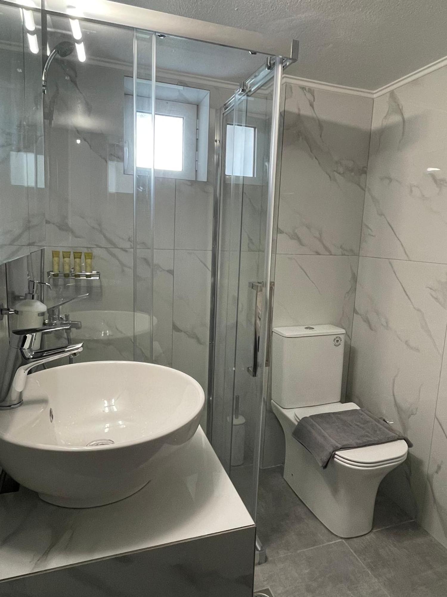 Dt Luxury Apartment Néa Péramos Exteriér fotografie